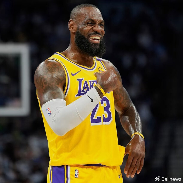 勒布朗·詹姆斯谈赛程挑战与身体状态的双重考验