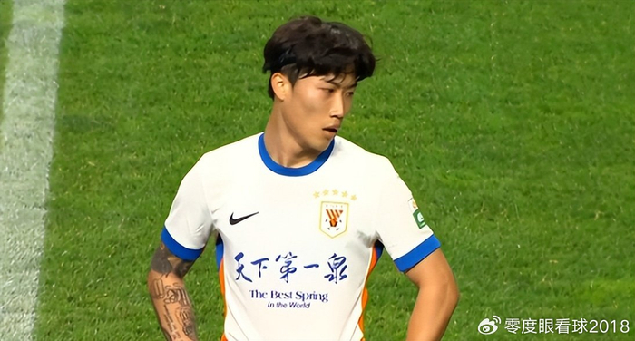 山东泰山05后新星唐瑞中甲爆发领跑射手榜引关注